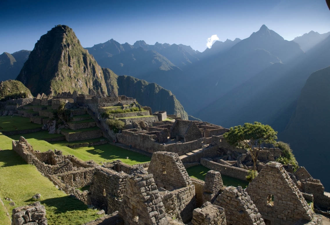 First Class - Amazon Jungle & Machu Picchu Vacation - 8 Day
